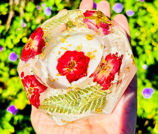 Milky Rosebud Ashtray