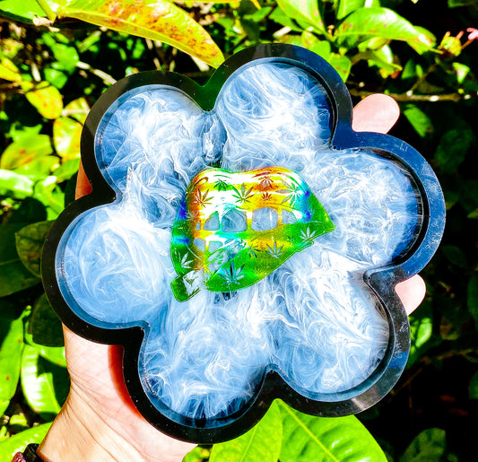 Holo Chronic Smoky Flower Tray