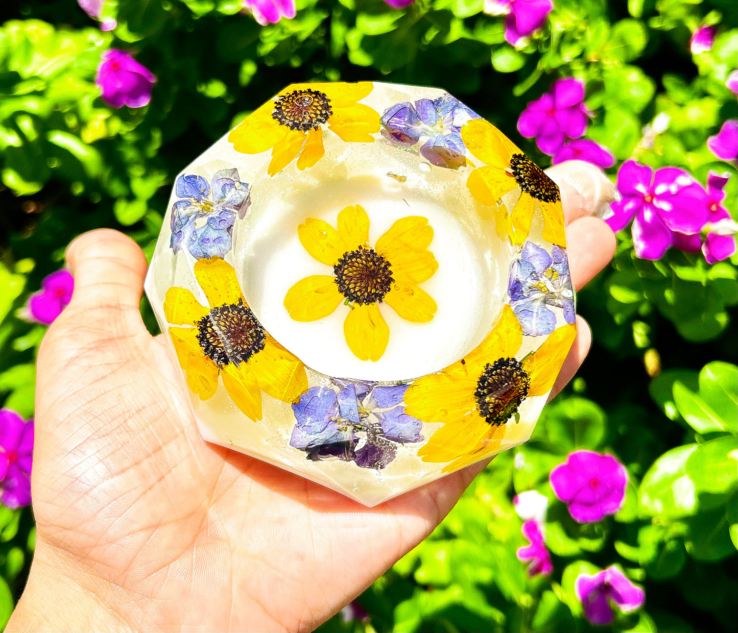 Milky Sunflower Larkspur Ashtray