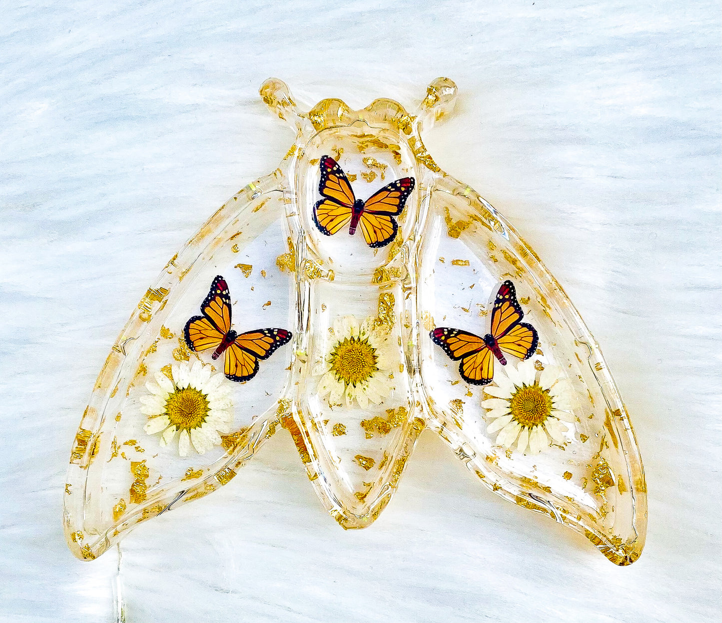 Golden Monarch Daisy LED Moth Shelf